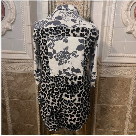 Unbranded. Sz XL. Asymmetrical Floral Animal Gray Black White 3/4 Sleeve. B73 - Picture 1 of 4